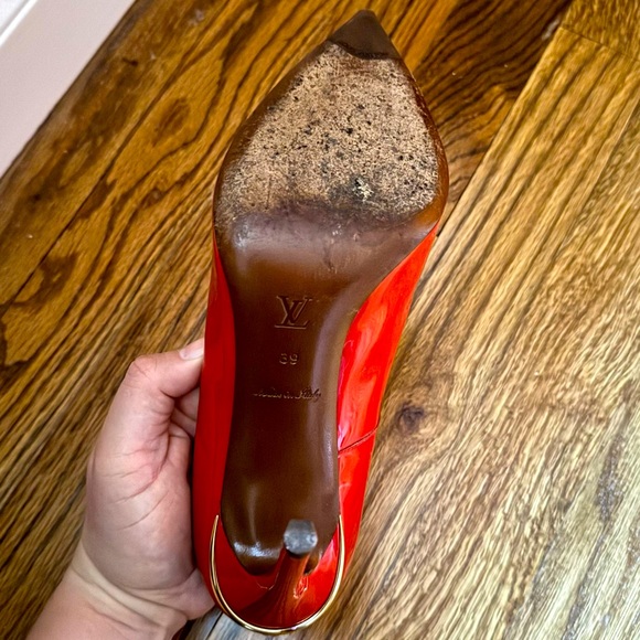 Louis Vuitton Red Patent Leather High Heels Size 39 - Picture 7 of 7